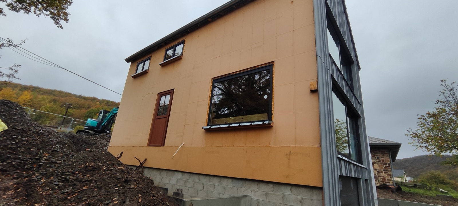 Maison ossature bois avant pose de pierre à Hastière